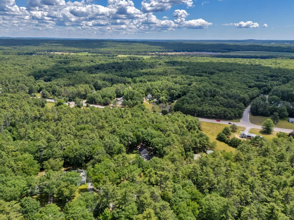 167 Mayberry Road Gray ME 04039