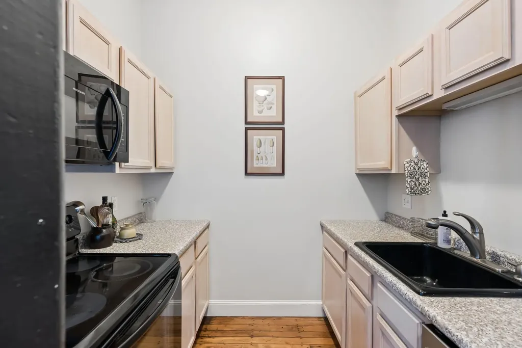 30 Lincoln Street Westbrook ME 04092