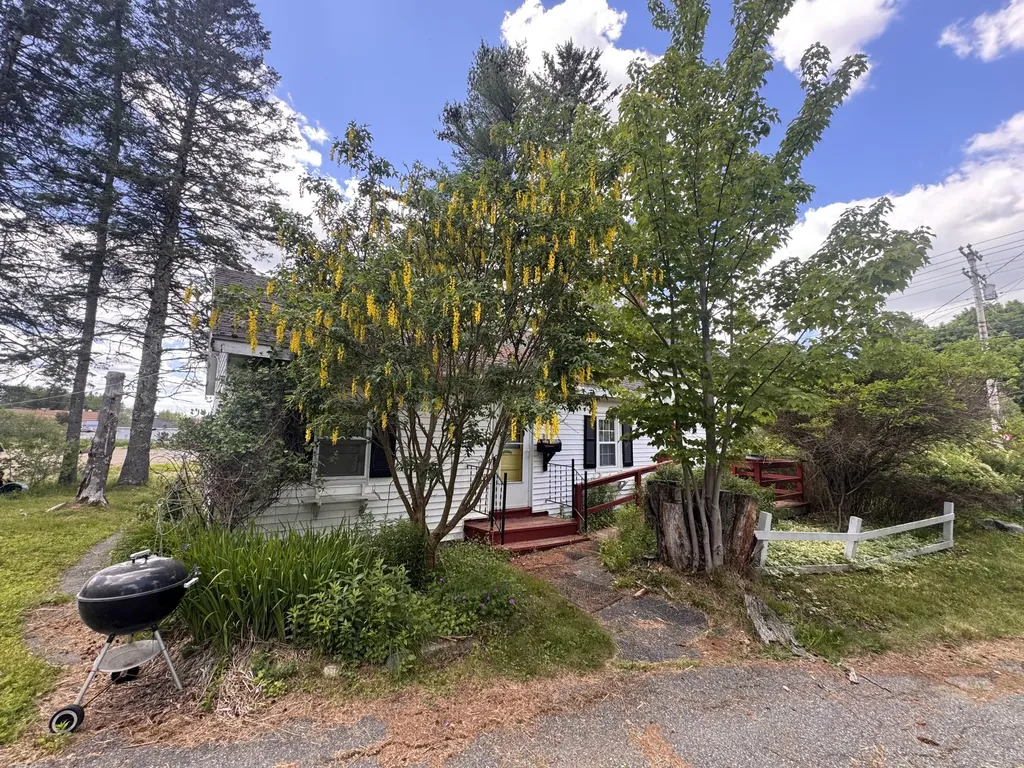 106 Dublin Street Machias ME 04654