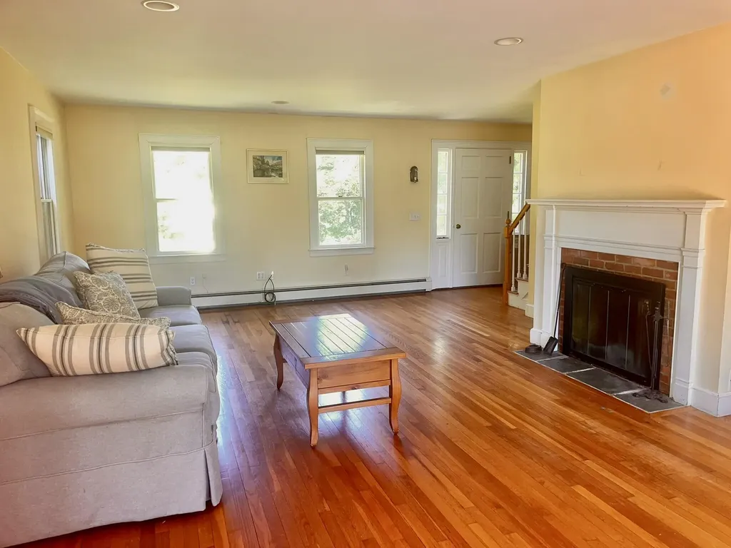155 Lessner Road Damariscotta ME 04543