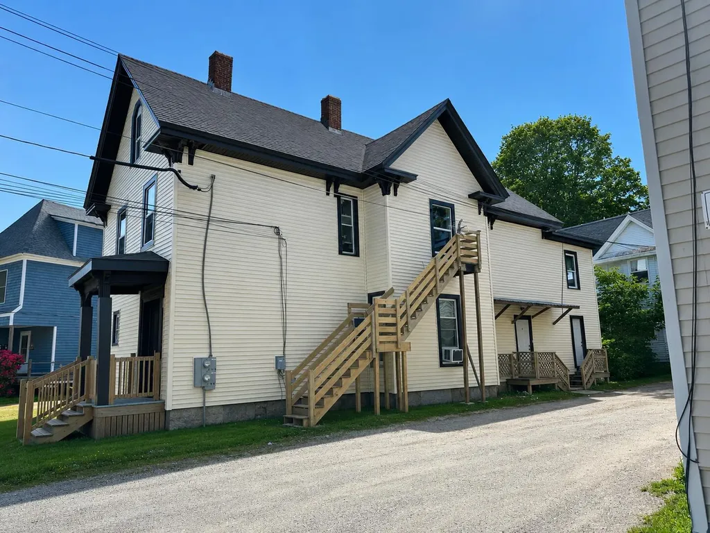 71 1st Street Bangor ME 04401