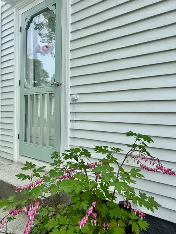 8 Pleasant Street Vinalhaven ME 04863