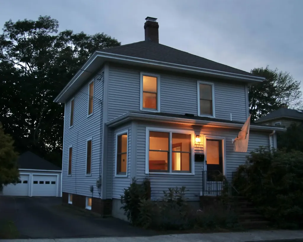 83 S Richland Street South Portland ME 04106