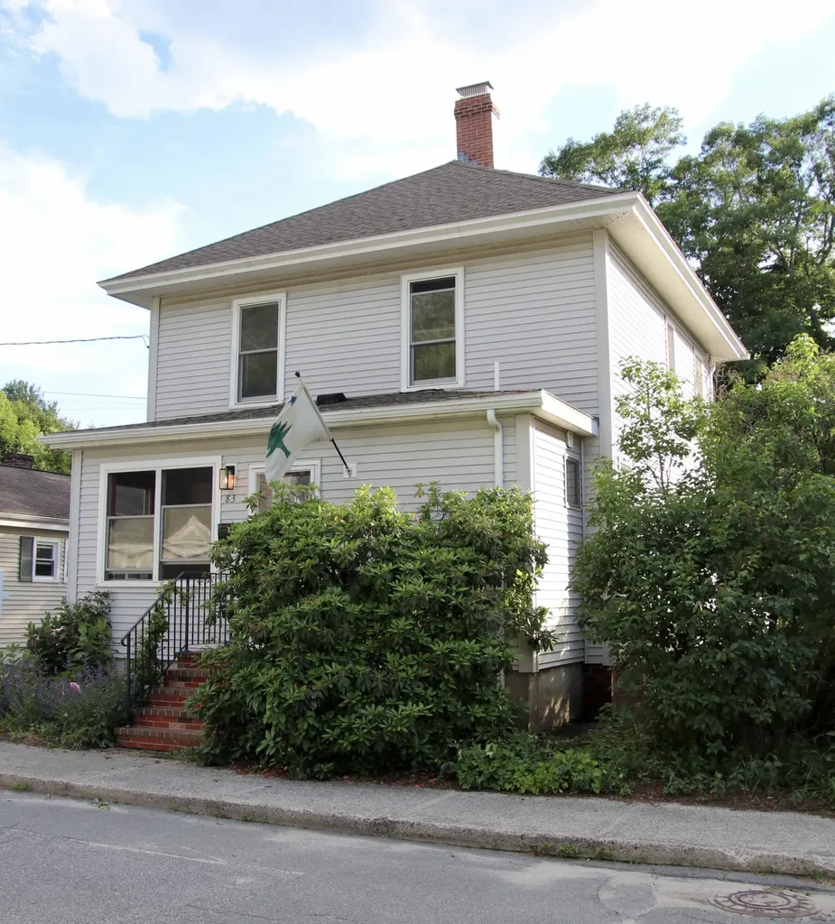 83 S Richland Street South Portland ME 04106