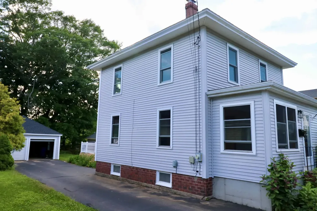83 S Richland Street South Portland ME 04106