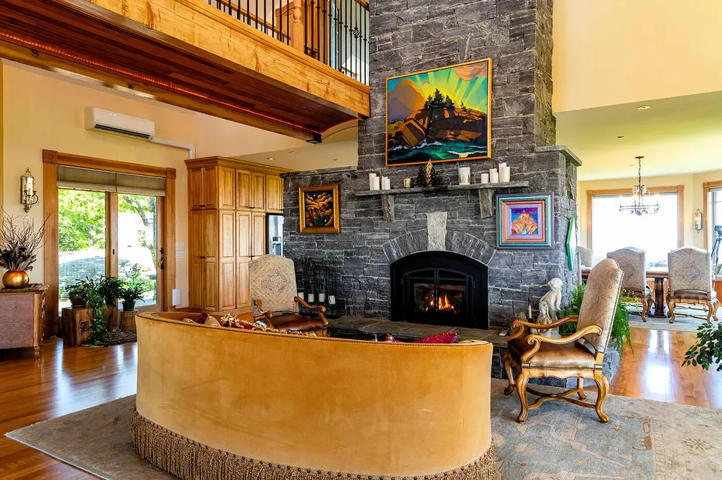 251 Mount Pleasant Street Rockport ME 04856