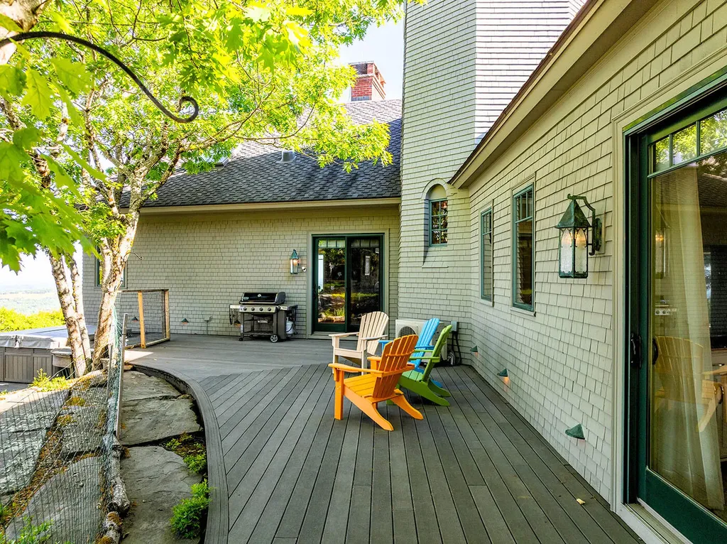251 Mount Pleasant Street Rockport ME 04856