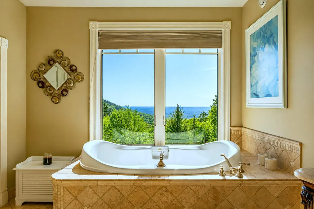 251 Mount Pleasant Street Rockport ME 04856