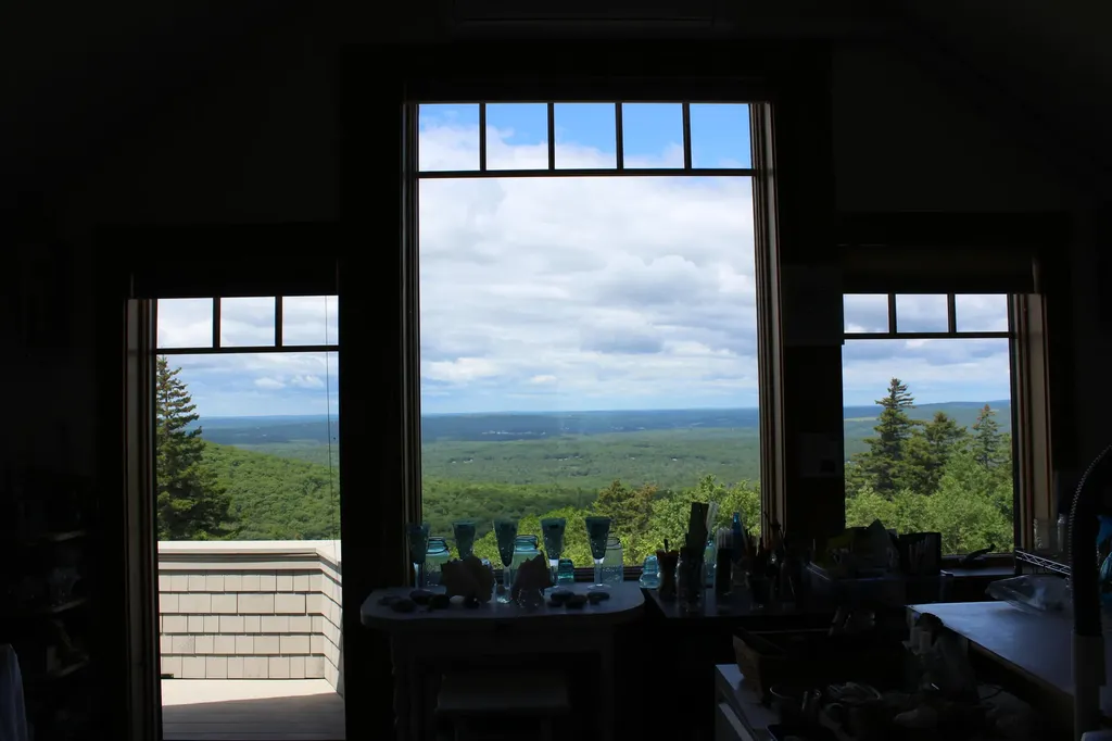 251 Mount Pleasant Street Rockport ME 04856