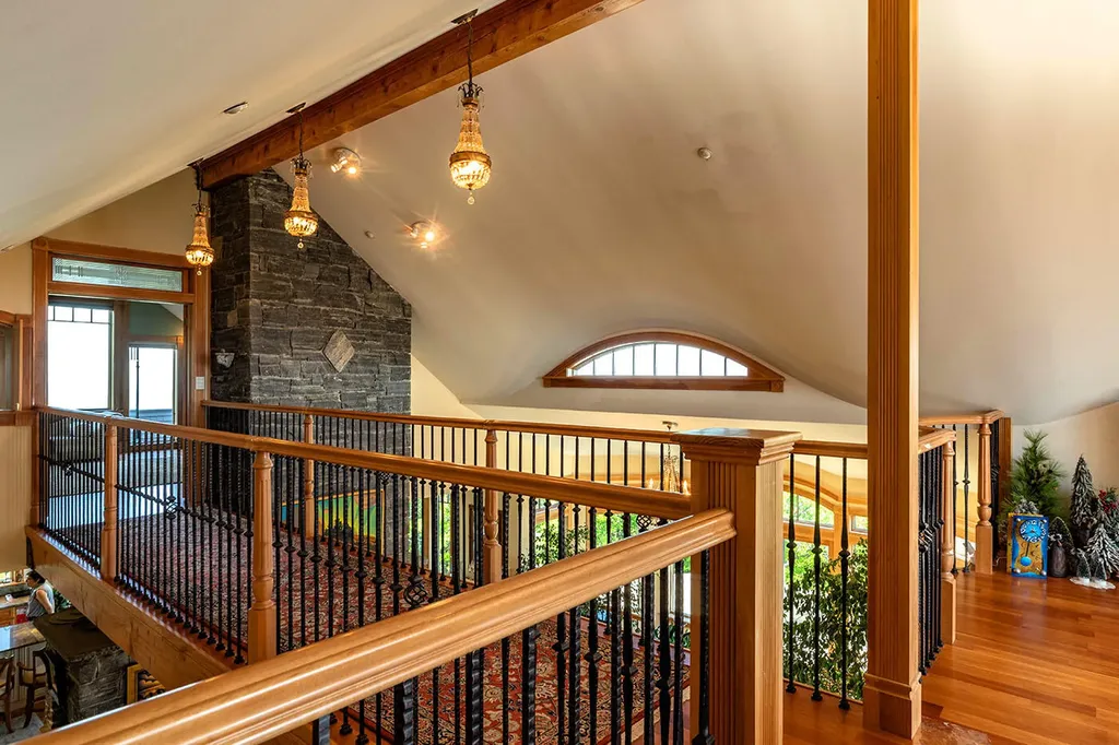 251 Mount Pleasant Street Rockport ME 04856