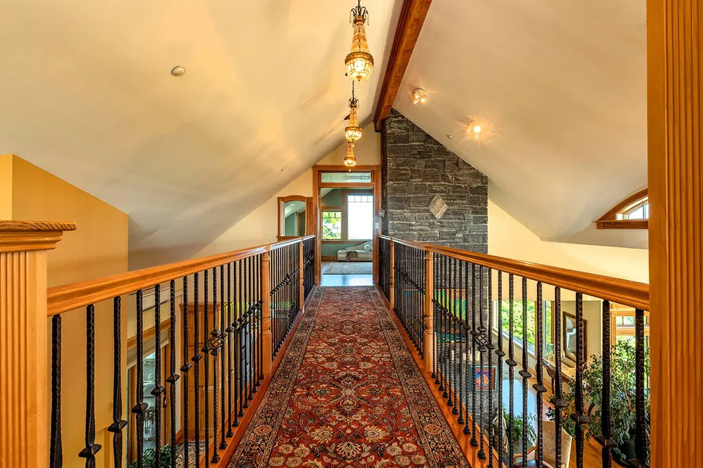 251 Mount Pleasant Street Rockport ME 04856