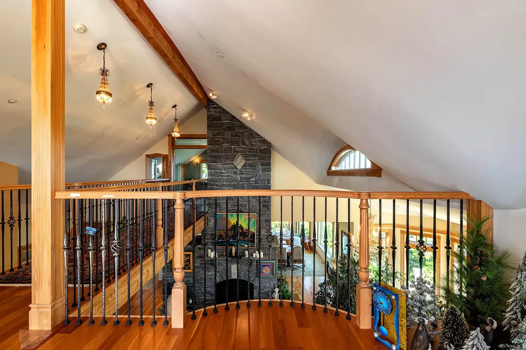 251 Mount Pleasant Street Rockport ME 04856