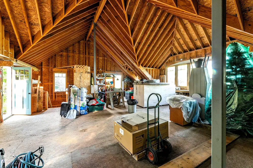 251 Mount Pleasant Street Rockport ME 04856