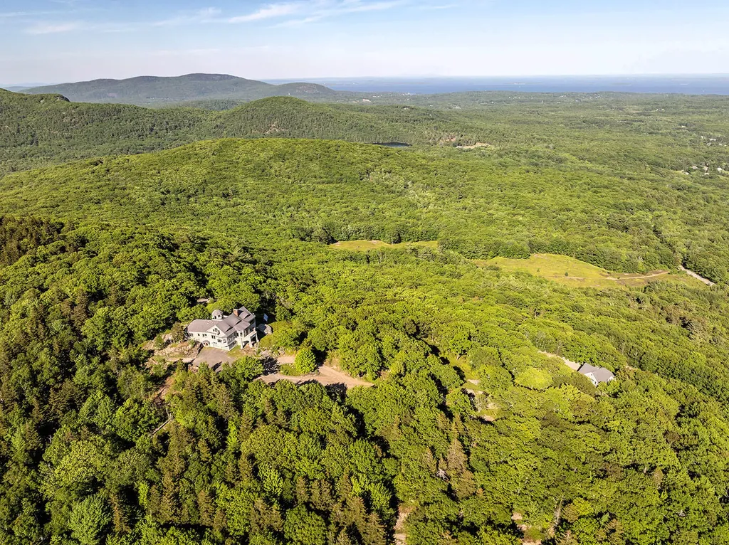 251 Mount Pleasant Street Rockport ME 04856