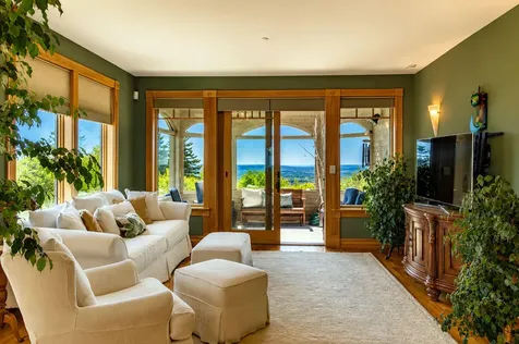 251 Mount Pleasant Street Rockport ME 04856