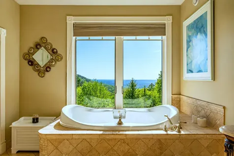 251 Mount Pleasant Street Rockport ME 04856