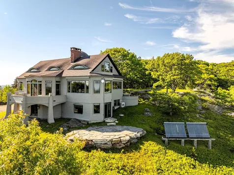 251 Mount Pleasant Street Rockport ME 04856