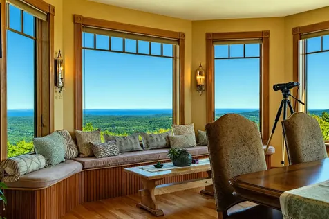 251 Mount Pleasant Street Rockport ME 04856