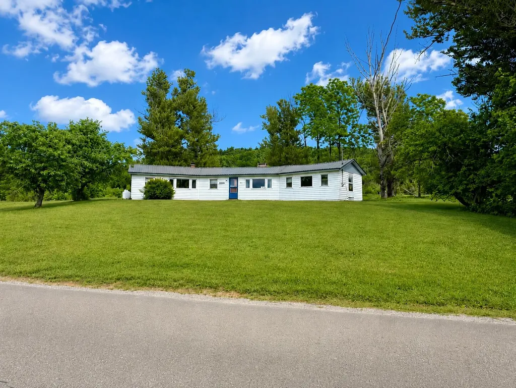 715 Great Pond Road Aurora ME 04408