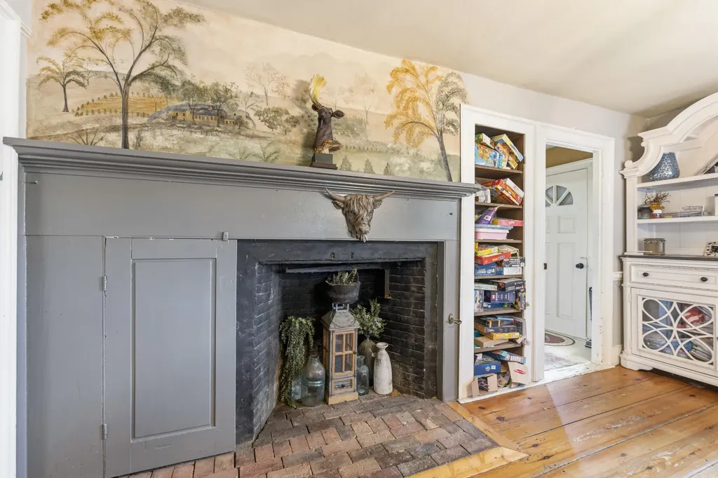 661 Lebanon Street Sanford ME 04073