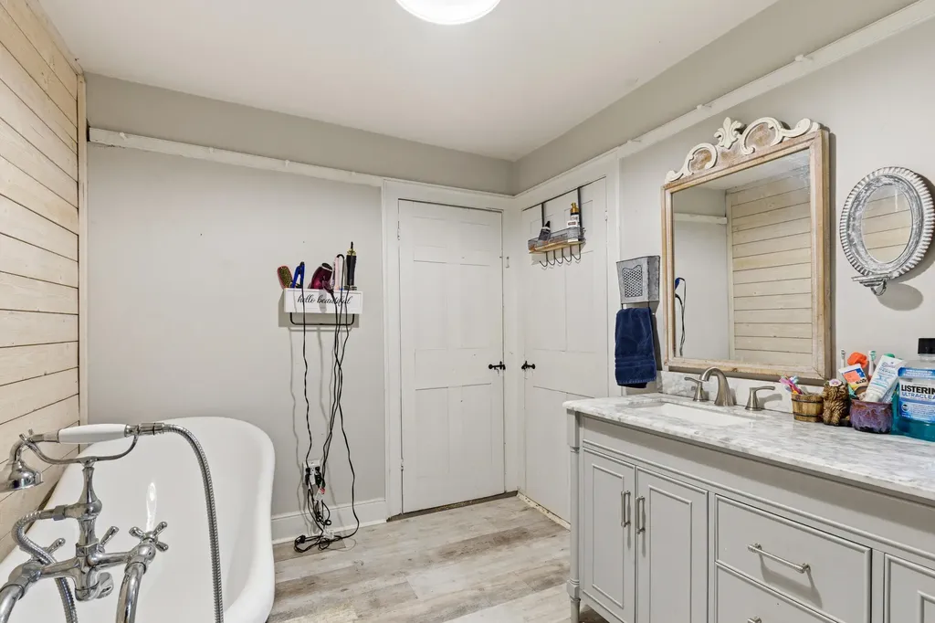661 Lebanon Street Sanford ME 04073