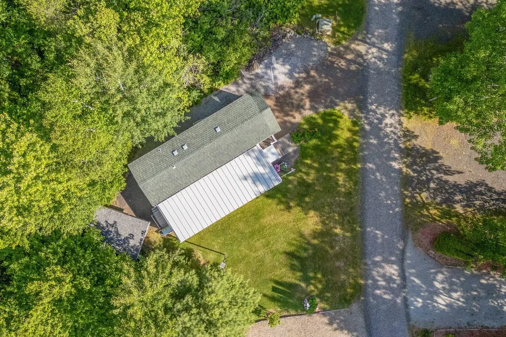 22 Loon Loop Warren ME 04864