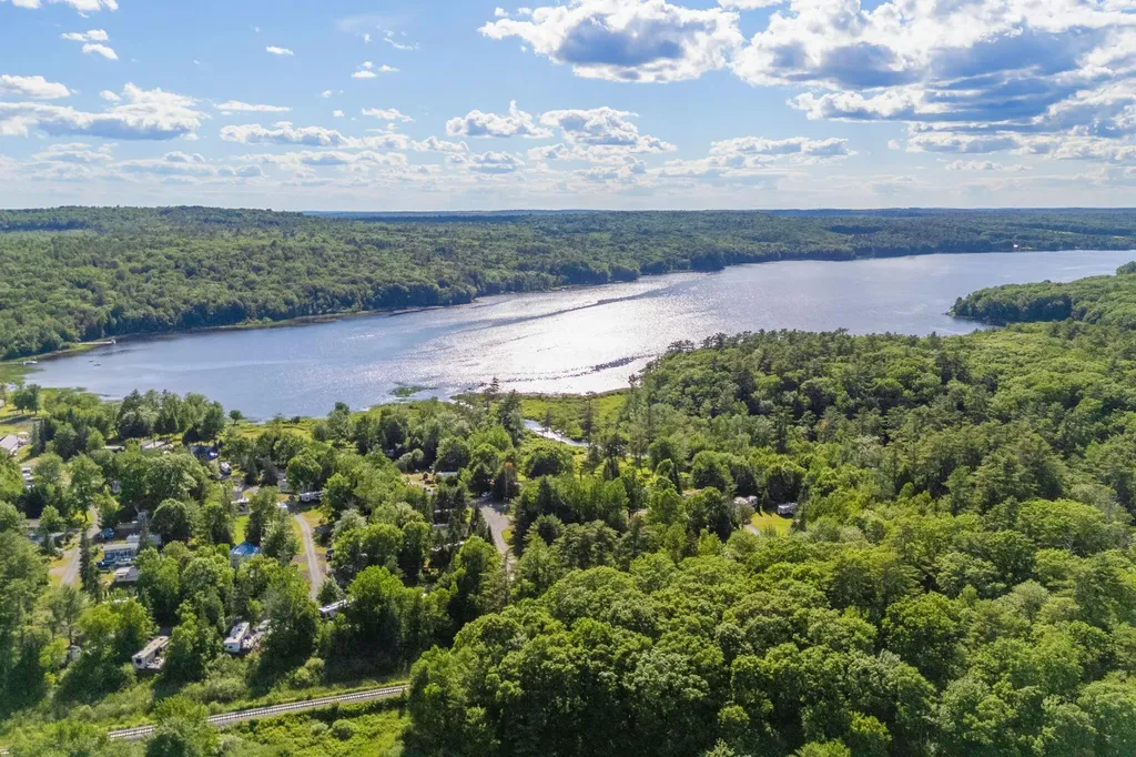 22 Loon Loop Warren ME 04864