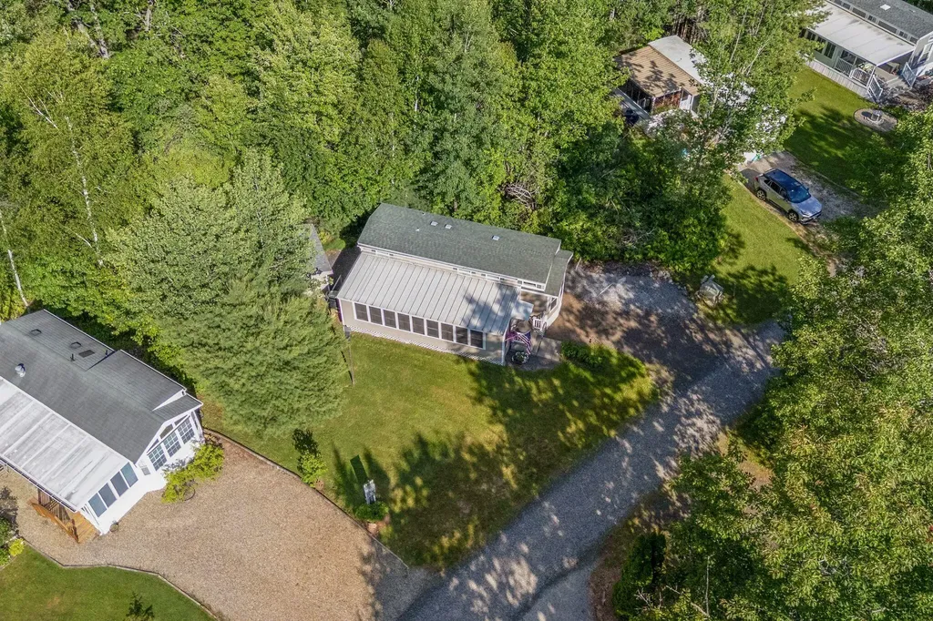 22 Loon Loop Warren ME 04864