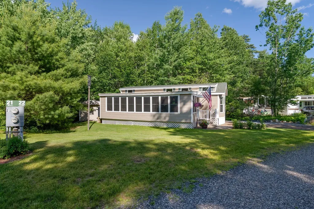 22 Loon Loop Warren ME 04864