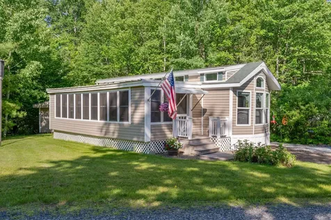 22 Loon Loop Warren ME 04864