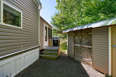 22 Loon Loop Warren ME 04864
