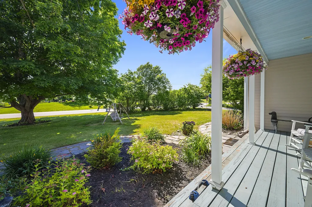 17 Mt Mount Kineo Road Kennebunkport ME 04046