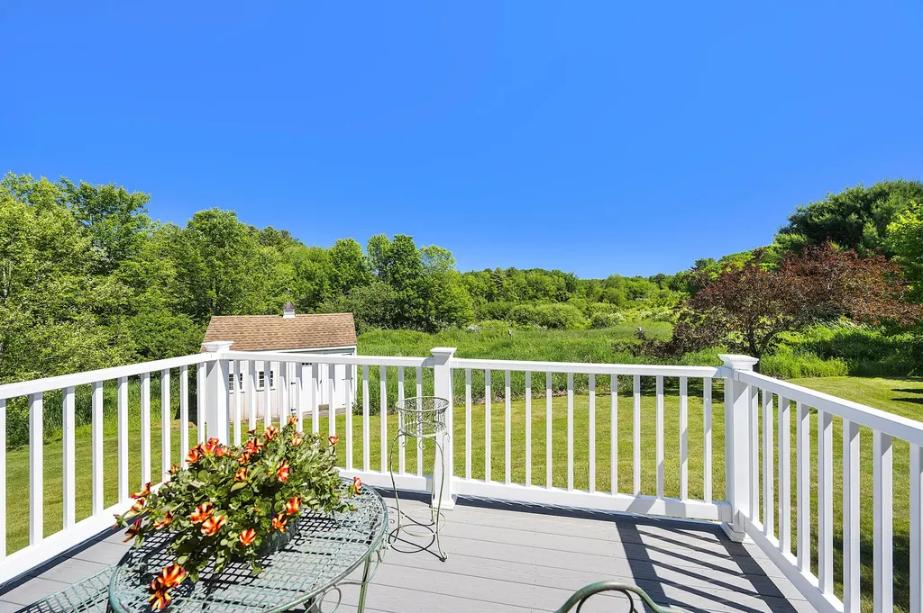 17 Mt Mount Kineo Road Kennebunkport ME 04046