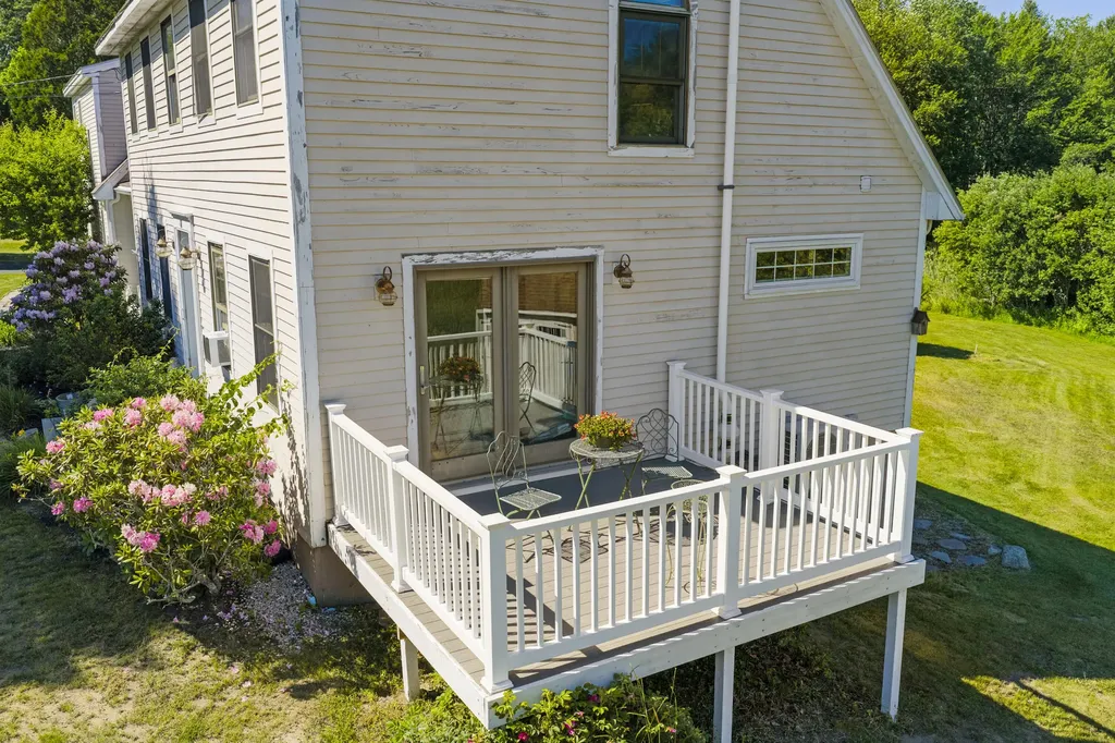 17 Mt Mount Kineo Road Kennebunkport ME 04046