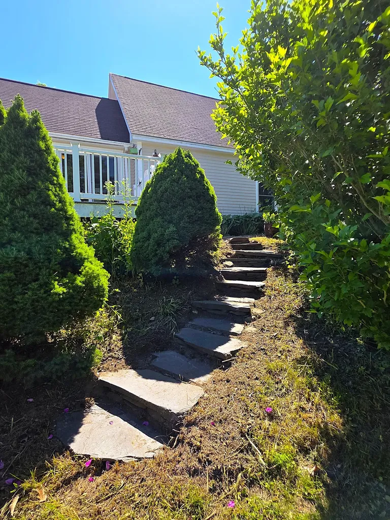 17 Mt Mount Kineo Road Kennebunkport ME 04046