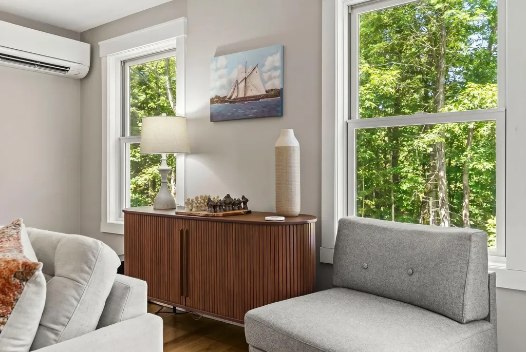39 Shackleton's Way Boothbay ME 04537