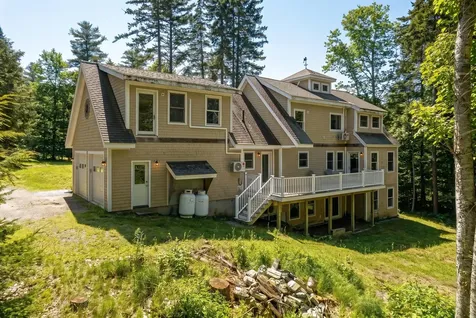 39 Shackleton's Way Boothbay ME 04537