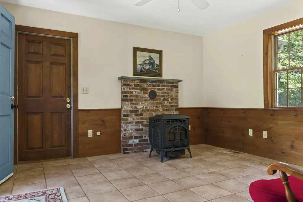 466 Bristol Road Bristol ME 04539
