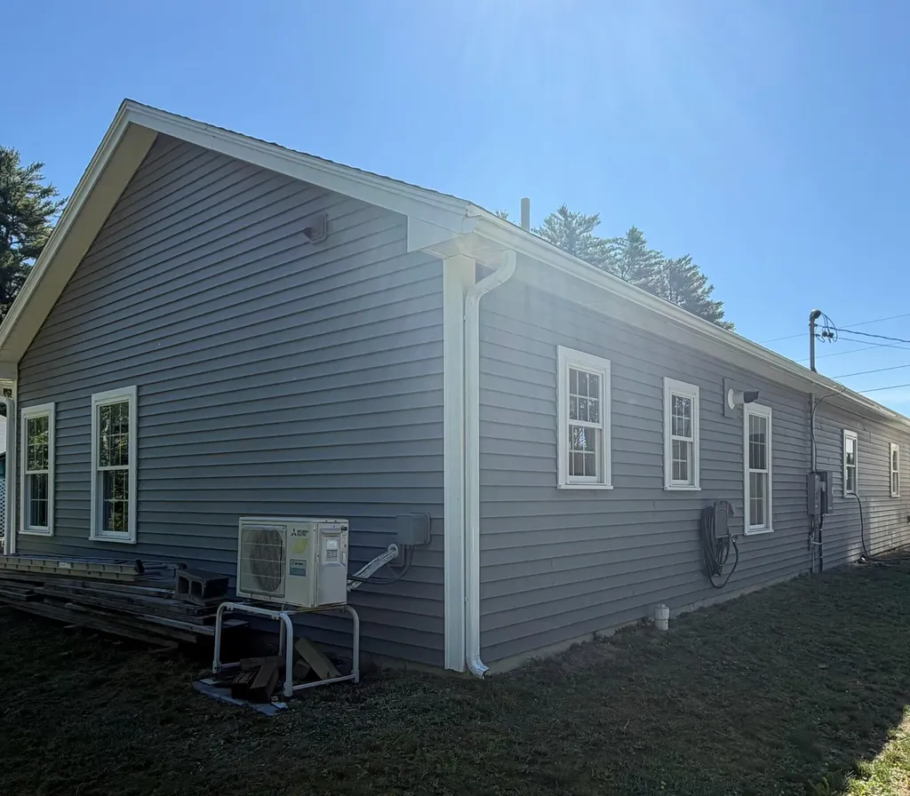 35 Rebecca Street Norridgewock ME 04957