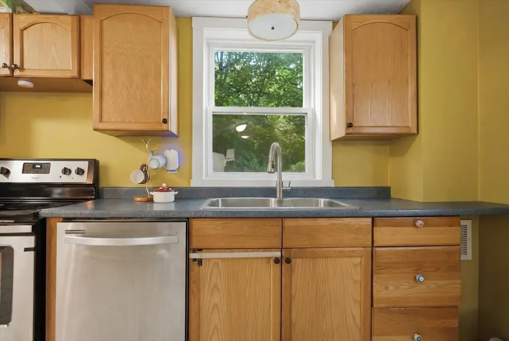 36 & 21 Newbury Street Auburn ME 04210