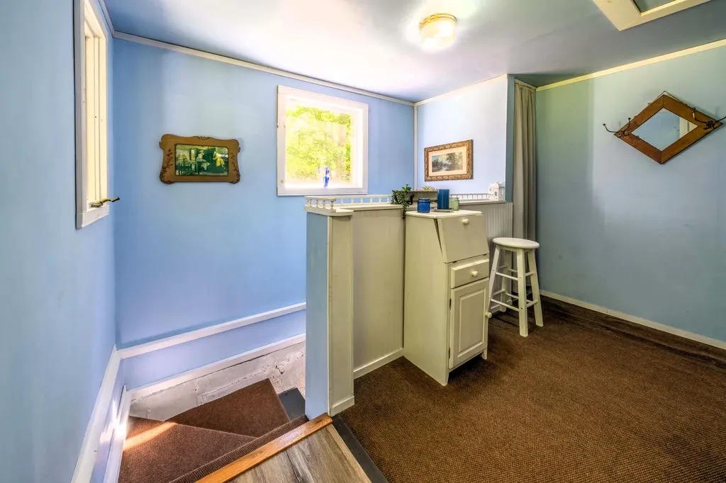 87 Poland Road Lincolnville ME 04849
