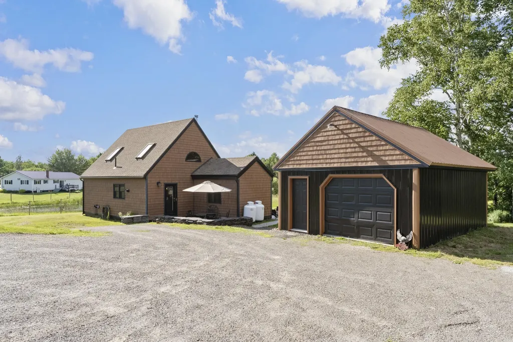 553 N Dexter Road Dexter ME 04930