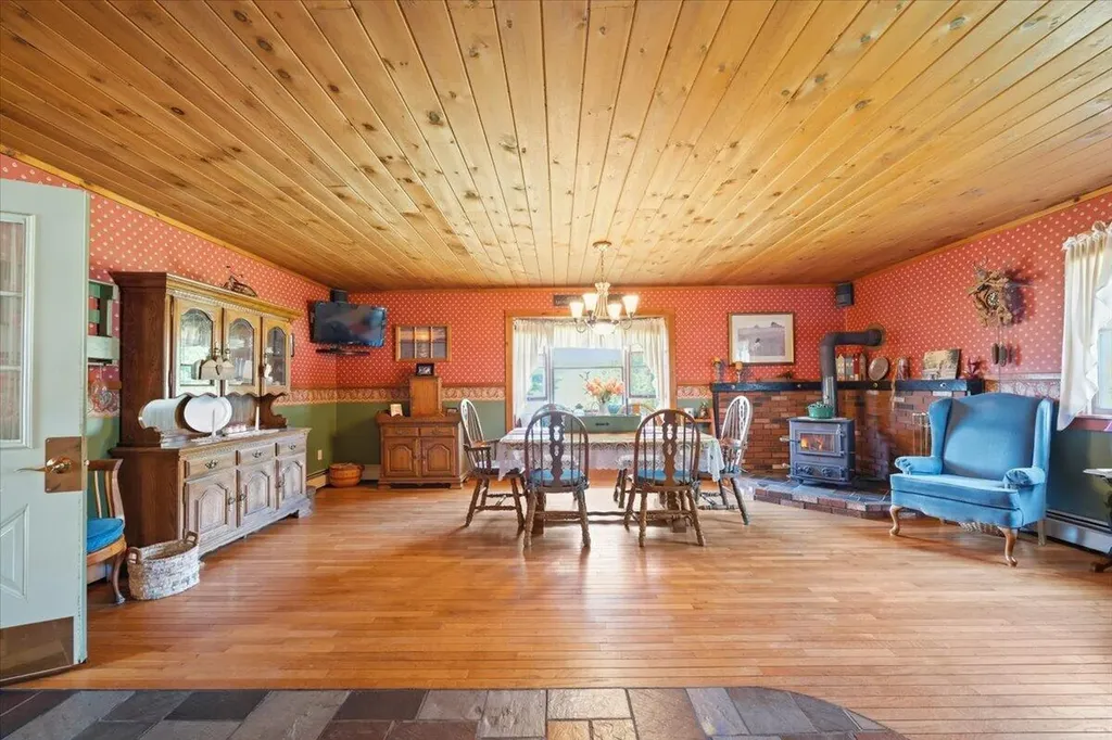 48 Louden Road Saco ME 04072