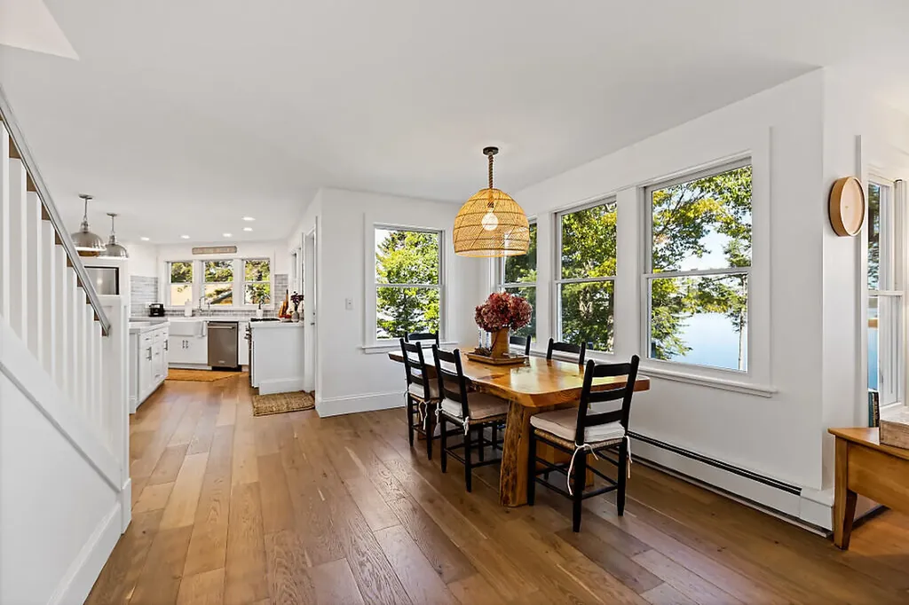 9 Beverly Boulevard Phippsburg ME 04562