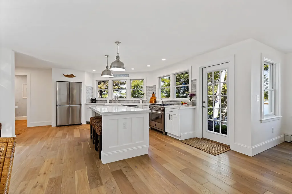 9 Beverly Boulevard Phippsburg ME 04562