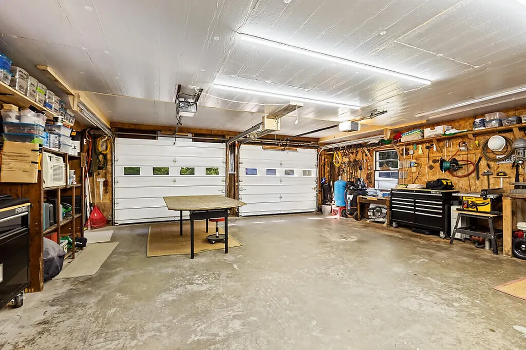 9 Beverly Boulevard Phippsburg ME 04562