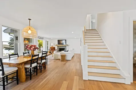 9 Beverly Boulevard Phippsburg ME 04562