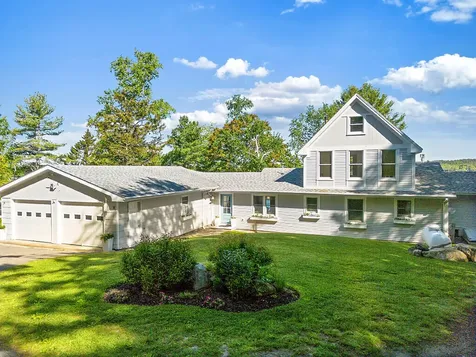 9 Beverly Boulevard Phippsburg ME 04562