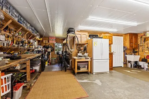 9 Beverly Boulevard Phippsburg ME 04562