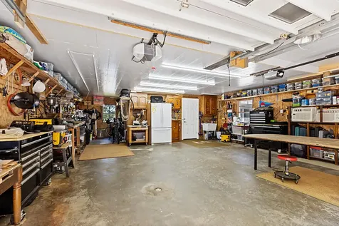 9 Beverly Boulevard Phippsburg ME 04562